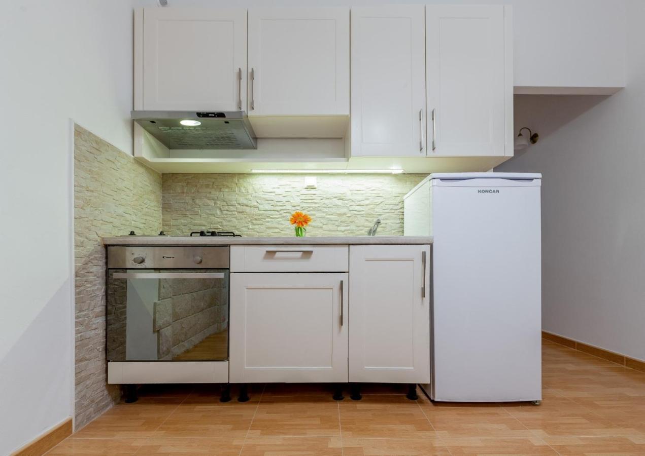 Classy Apartment In The Center Of สปลิท ภายนอก รูปภาพ